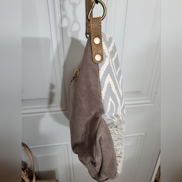 MYRA Bag crossbody calf hair purse - Picture 7 of 10